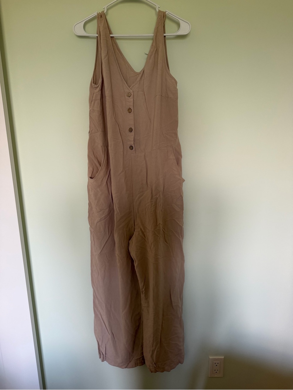 Ci Sono Sleeveless V-Neck Button-Front Wide-Leg Jumpsuit in Taupe